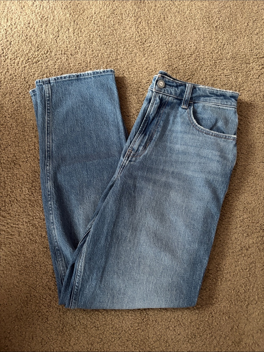 Hollister Ultra High-Rise 90's Straight Jeans